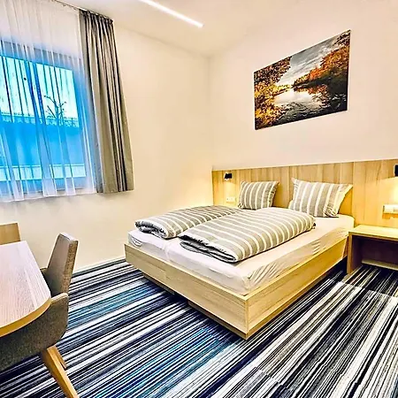 Otel Lumi 3*