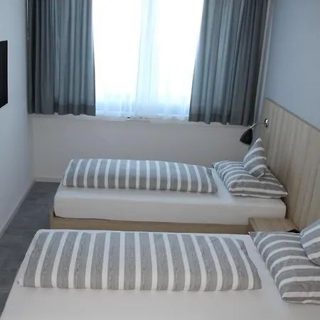 Lumi Hotel 3*
